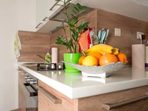 Izdavanje, jednosoban stan, 42m², Bečići, Budva - image 19