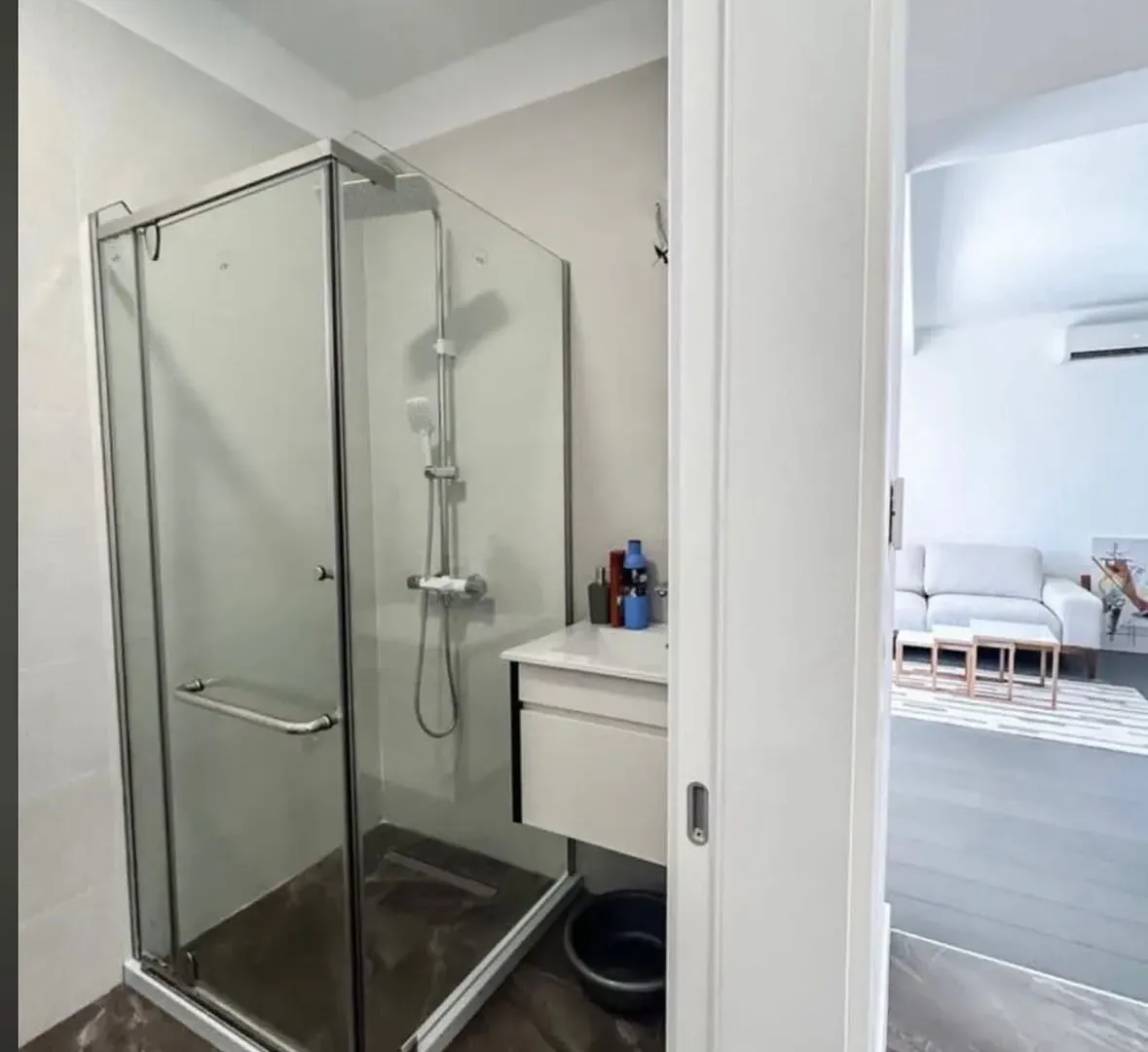 Izdavanje, dvosoban stan, 72m², Donja Lastva, Tivat