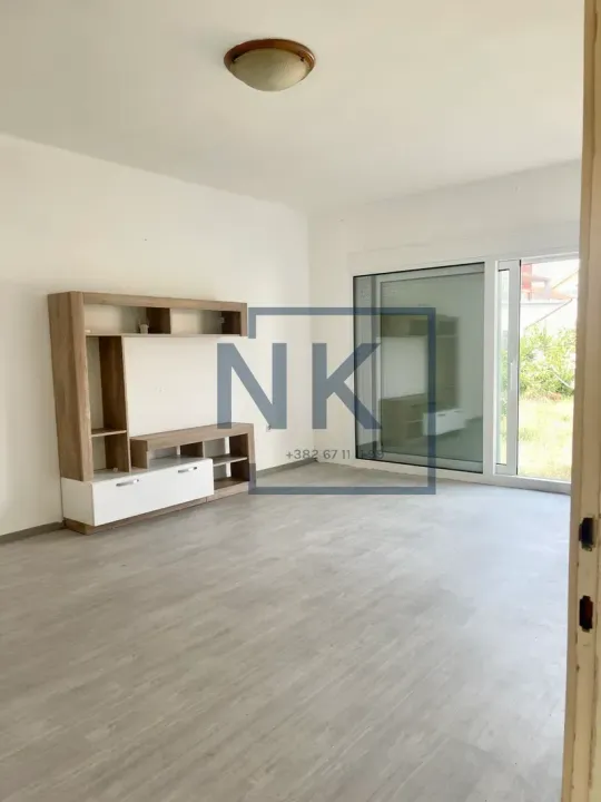 Rent, two bedroom apartment, 70m², Stari Aerodrom, Podgorica