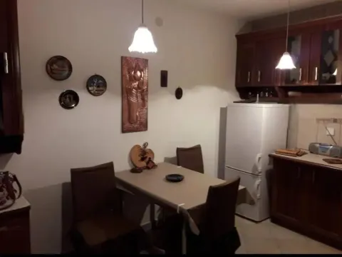 Prodaja, dvosoban stan, 60m², Blok 5, Podgorica - image 3