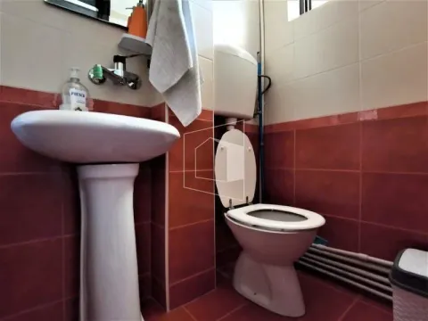 Izdavanje, kuća, 250m², Stari Aerodrom, Podgorica - image 10