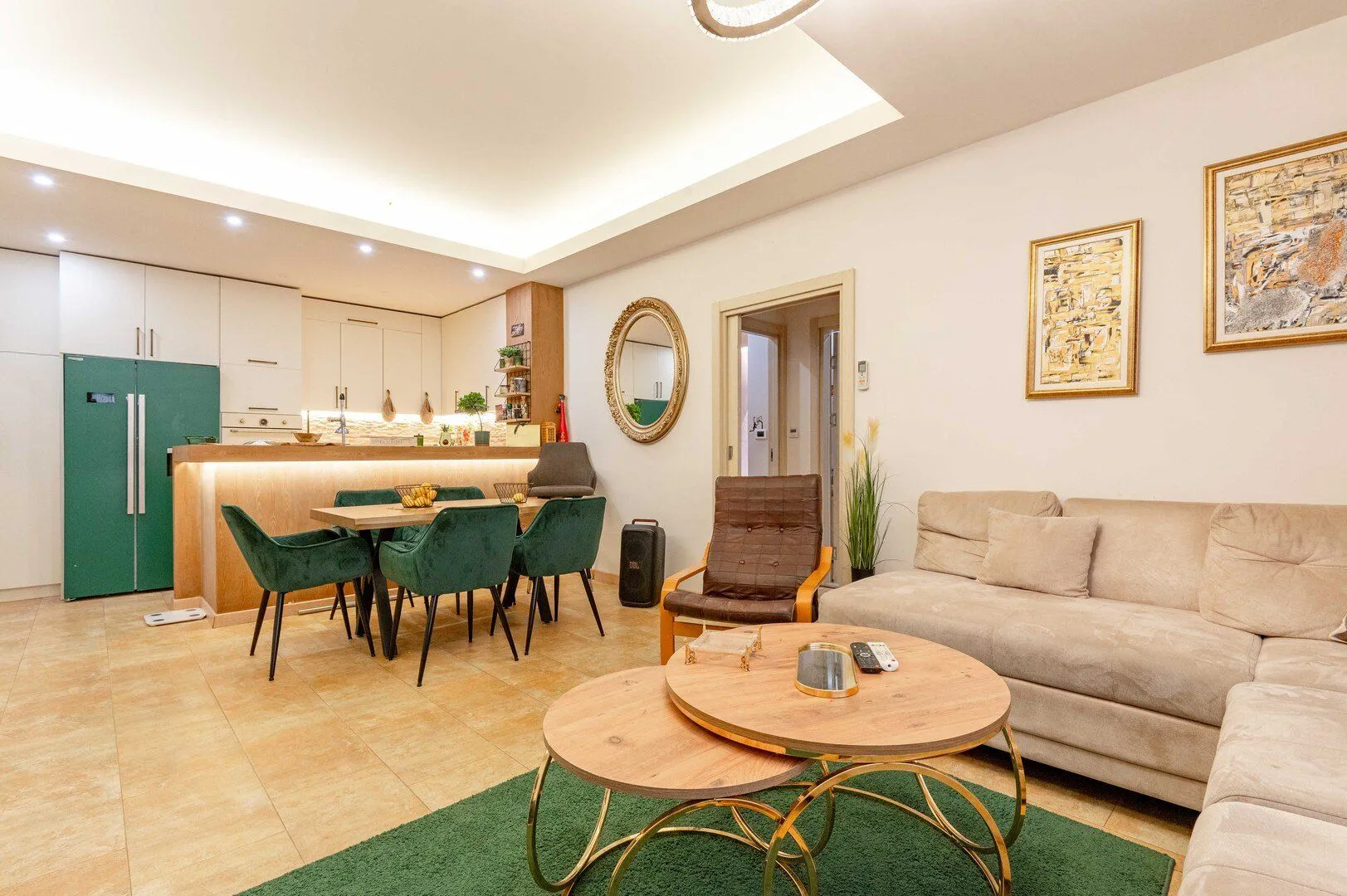 Prodaja, dvosoban stan, 83m², Rozino, Budva