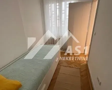 Izdavanje, dvosoban stan, 40m², Centar, Novi Sad - image 6