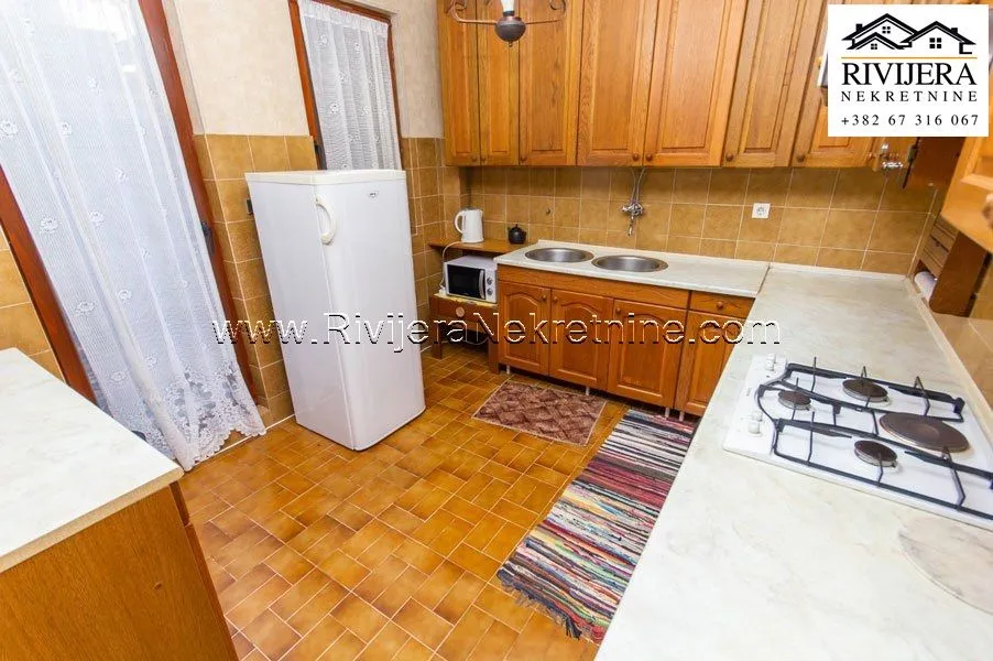 Prodaja, kuća, 160m², Đenovići, Herceg Novi