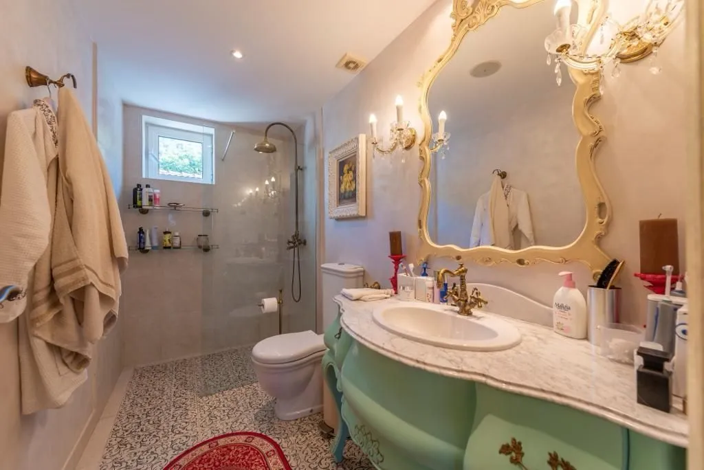 Sale, house, 485m², Sveti Stefan, Budva
