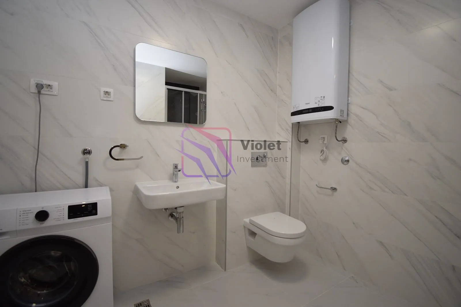 Izdavanje, dvosoban stan, 75m², New City, Podgorica