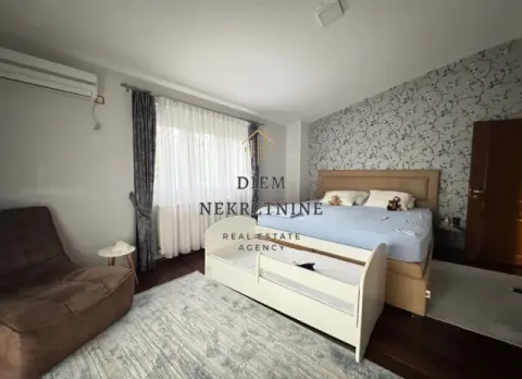 Rent, house, 175m², Podgorica, Crna Gora - image 10