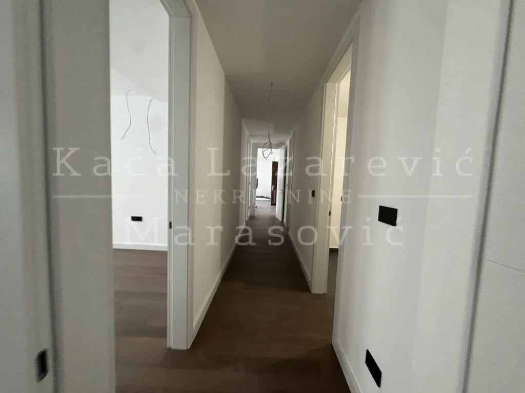 Sale, four bedroom apartment, 135m², Vračar Hram, Vračar Sve Podlokacije