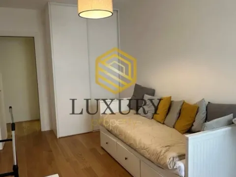 Izdavanje, dvosoban stan, 74m², Central Point, Podgorica - image 12