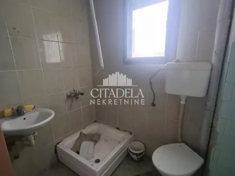 Prodaja, kuća, 70m², Čukarica, Beograd - image 6