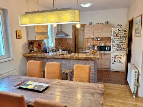 Prodaja, kuća, 180m², Jajinci, Voždovac Sve Podlokacije - image 6