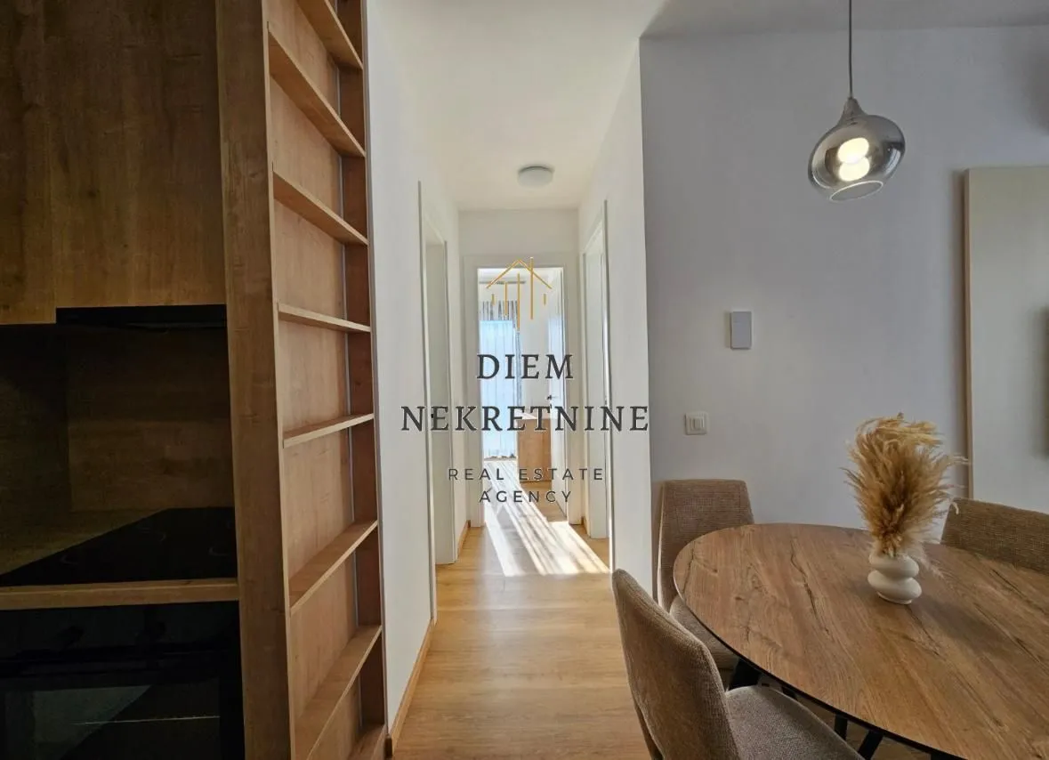 Rent, two bedroom apartment, 55m², Centar, Bar