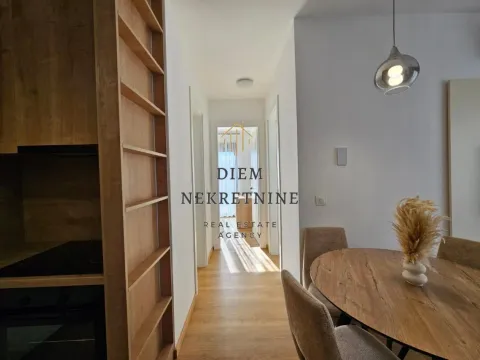 Rent, two bedroom apartment, 55m², Centar, Bar - image 8