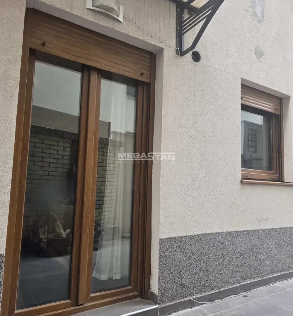 Prodaja, dvosoban stan, 37m², Voždovačka Crkva, Voždovac Sve Podlokacije