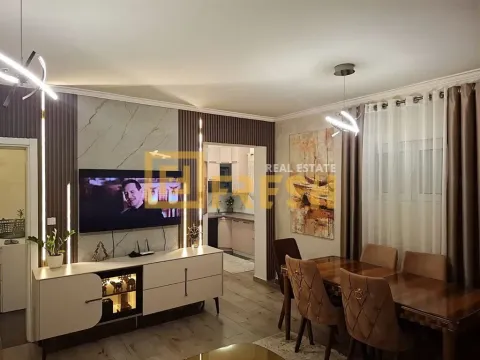 Prodaja, dvosoban stan, 68m², Dalmatinska ulica, Podgorica - image 16