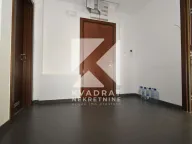 Izdavanje, četvorosoban stan, 230m2, Kruševac, Podgorica