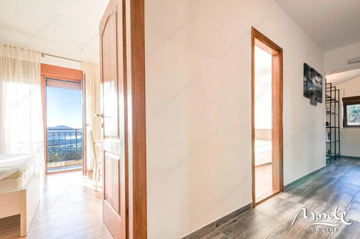 Prodaja, kuća, 176m², Kavač, Kotor