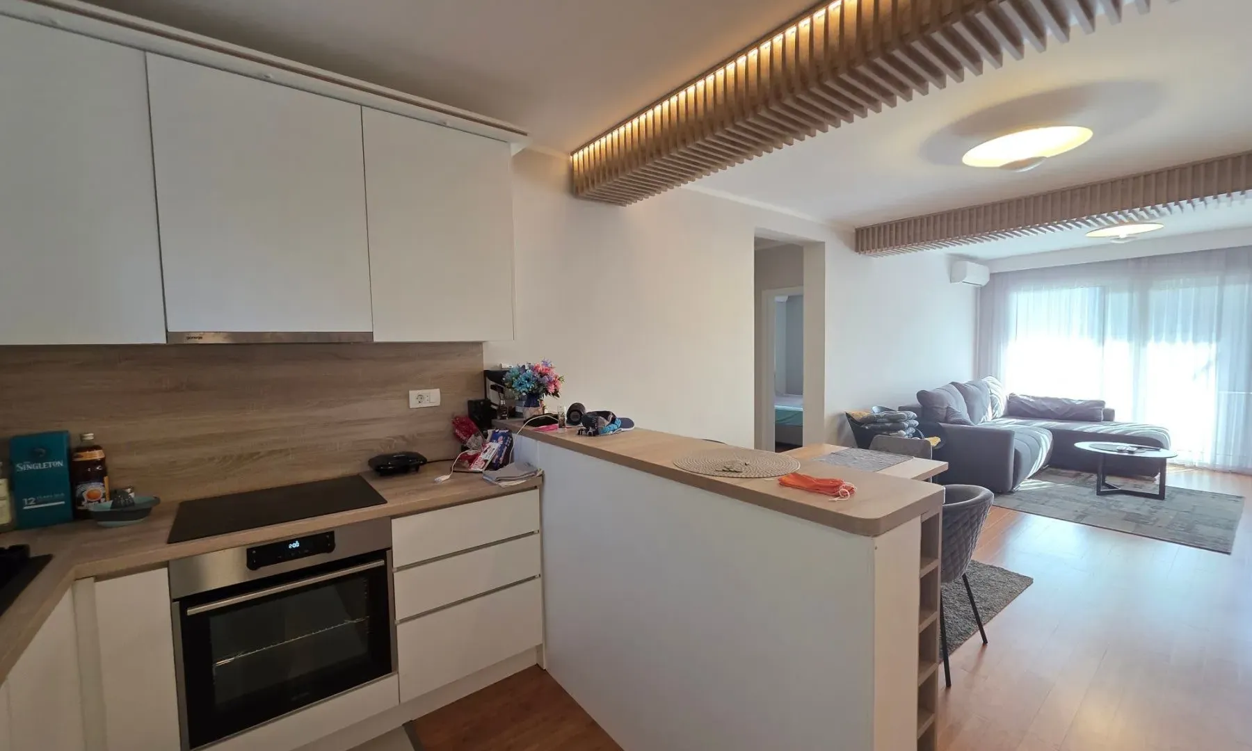 Prodaja, dvosoban stan, 68m², Pržno, Budva
