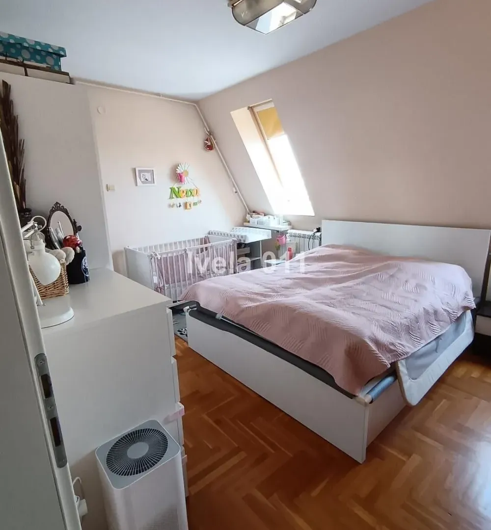 Prodaja, četvorosoban stan, 98m², Voždovac Sve Podlokacije, Beograd