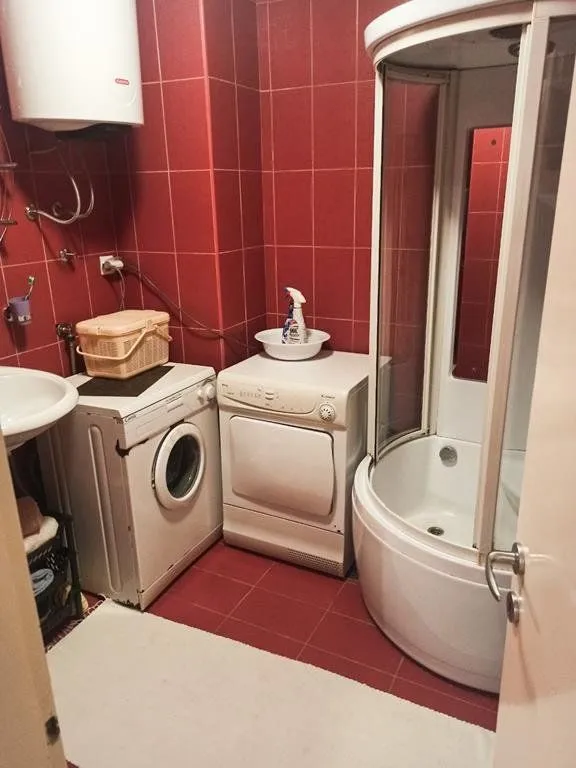 Izdavanje, dvosoban stan, 75m², Preko Morače, Podgorica