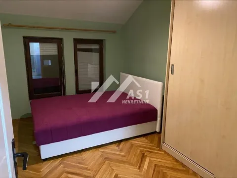 Izdavanje, četvorosoban stan, 100m², Bulevar Evrope, Novi Sad Sve Podlokacije - image 6