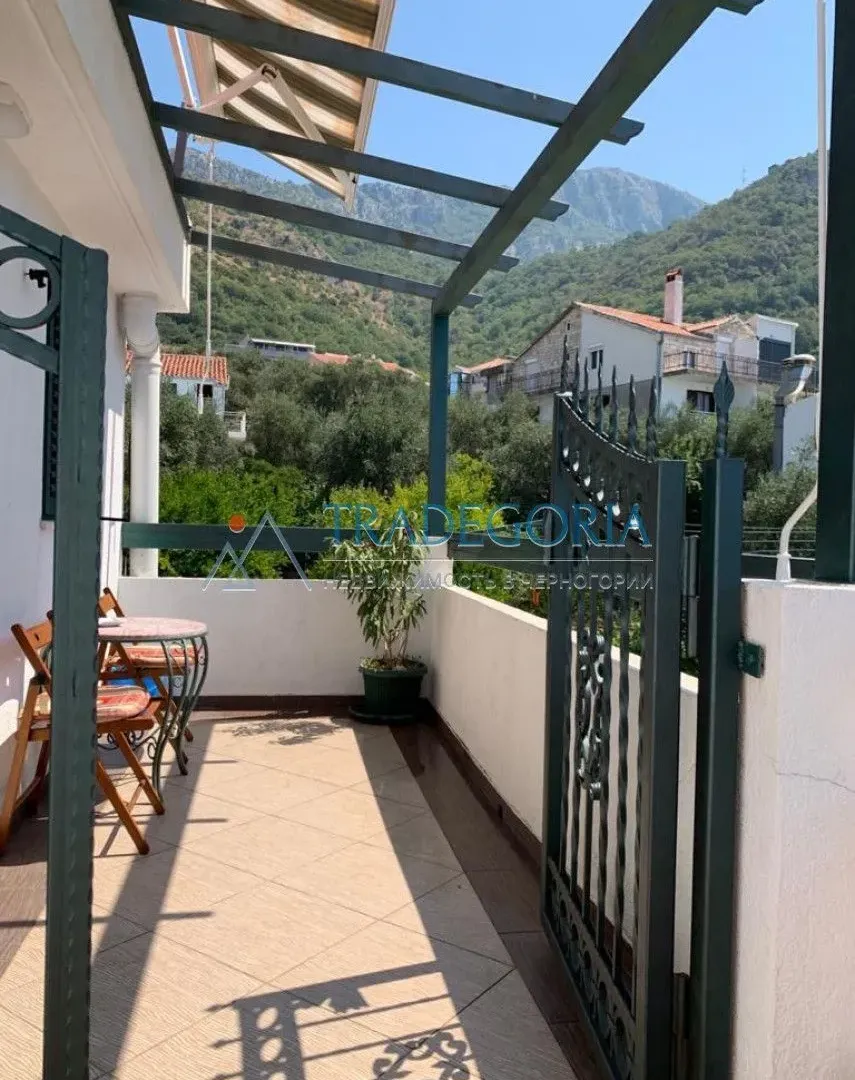 Prodaja, jednosoban stan, 50m², Sveti Stefan, Budva