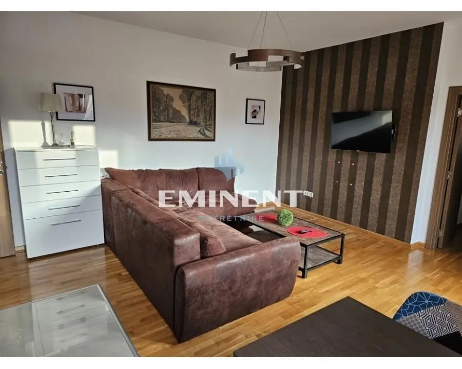 Izdavanje, trosoban stan, 54m², Lekino Brdo, Voždovac Sve Podlokacije