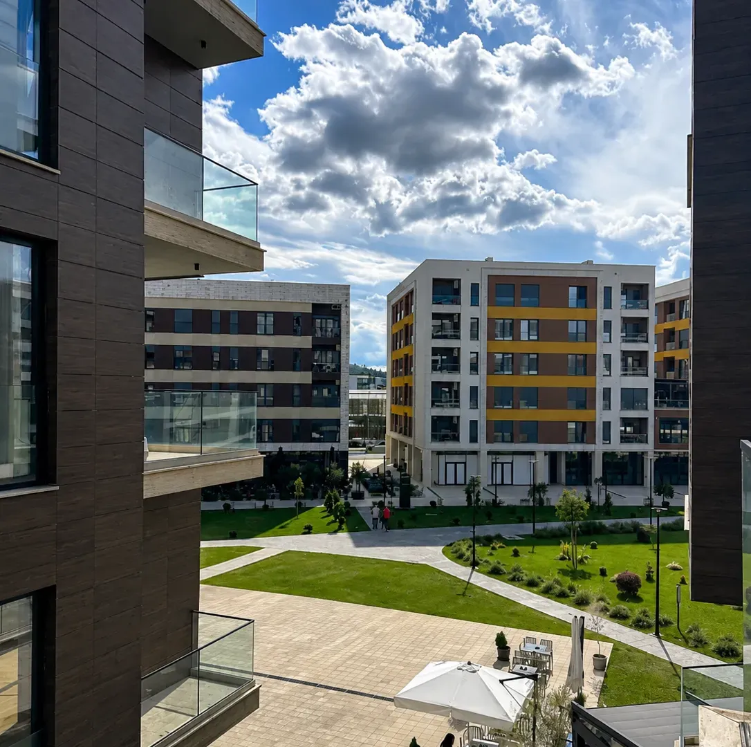 Izdavanje, jednosoban stan, 52m², Kod Capital Plaze, Podgorica