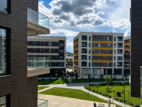 Izdavanje, jednosoban stan, 52m², Kod Capital Plaze, Podgorica - image 14