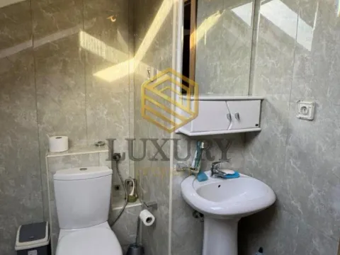 Izdavanje, dvosoban stan, 95m², Stari Aerodrom, Podgorica - image 4