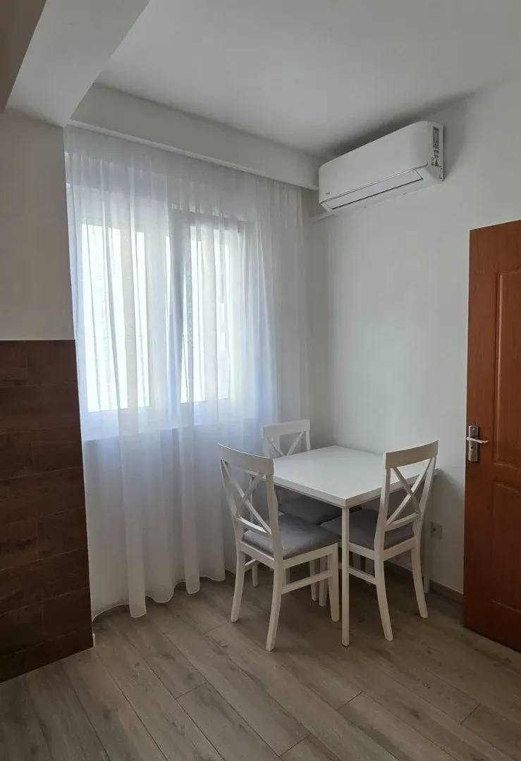 Izdavanje, garsonjera, 32m², Zabjelo, Podgorica