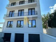 Izdavanje, četvorosoban stan, 116m², Novi Sad, Srbija - image 18