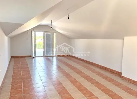 Prodaja, kuća, 291m², Petlovo Brdo, Beograd - image 20