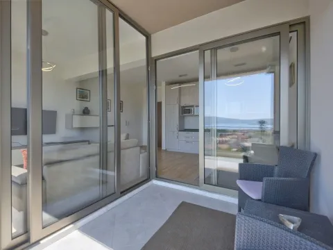 Rent, two bedroom apartment, 72m², Mažina, Tivat - image 5