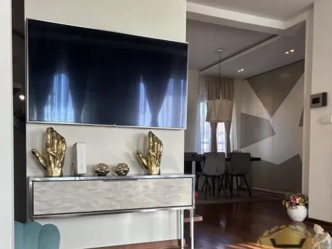 Izdavanje, stan, 107m², Denkova Basta, Zvezdara Sve Podlokacije - image 4