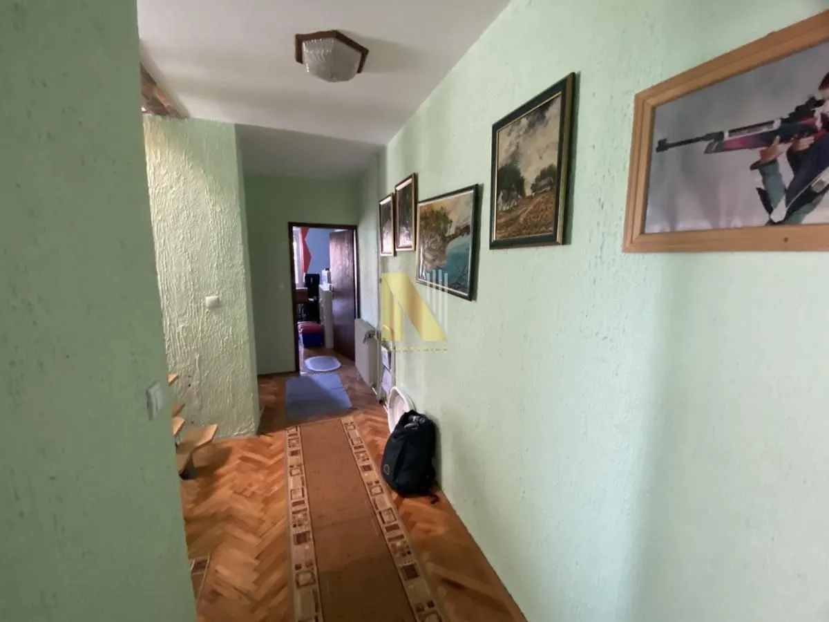 Prodaja, kuća, 223m², Sremska Kamenica, Petrovaradin