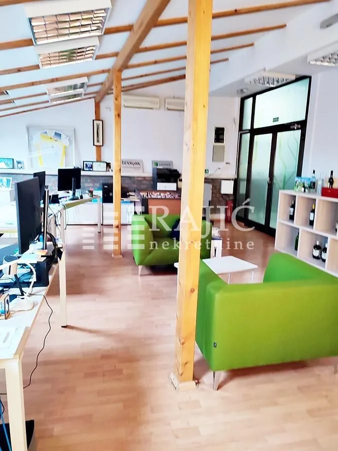 Rent, office space, 100m², Slavija, Vračar Sve Podlokacije