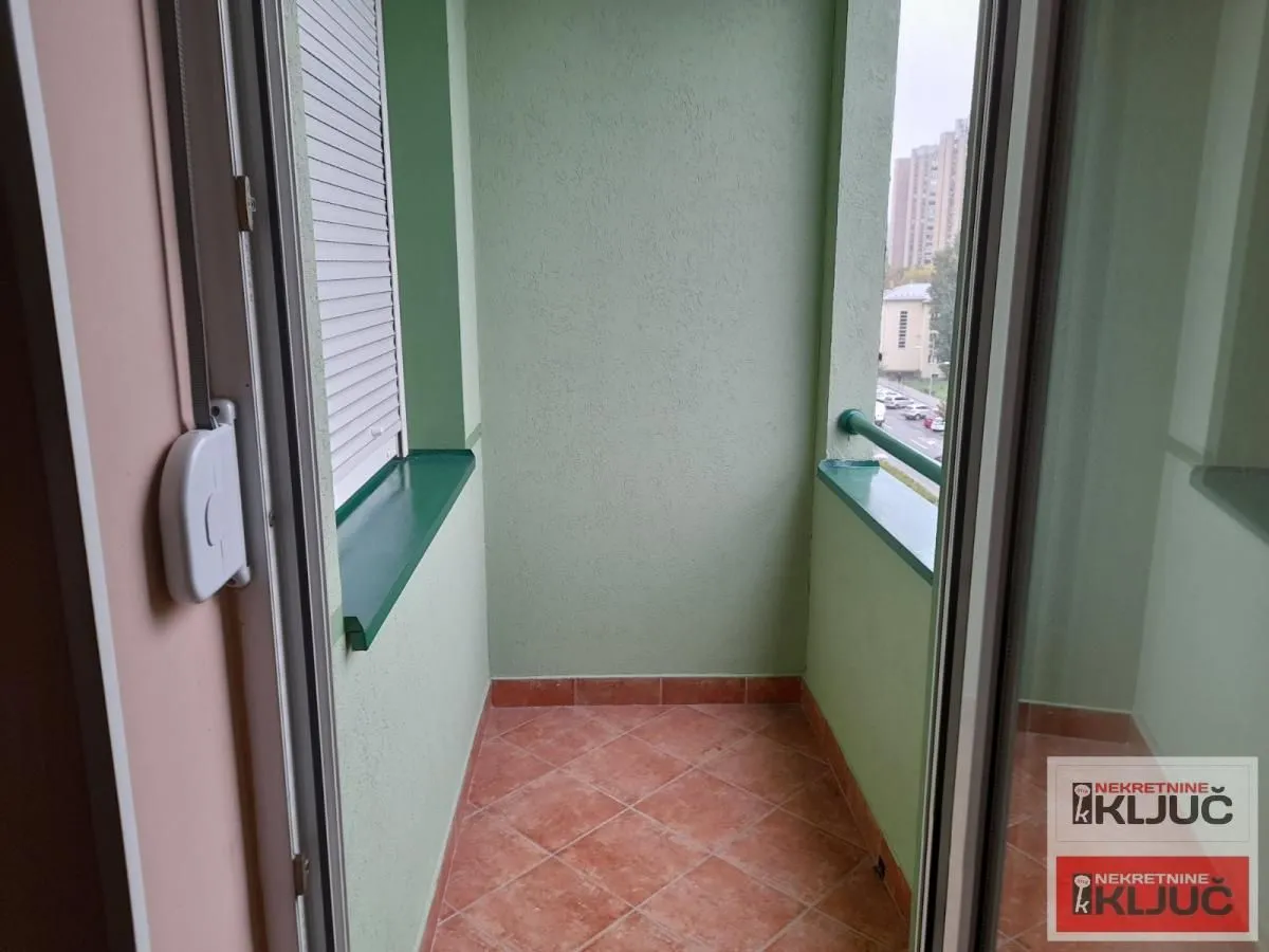 Prodaja, jednosoban stan, 43m², Grbavica, Novi Sad Sve Podlokacije