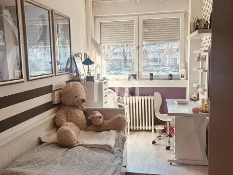 Sale, two bedroom apartment, 52m², Novi Beograd Blok 37, Novi Beograd Sve Podlokacije - image 11