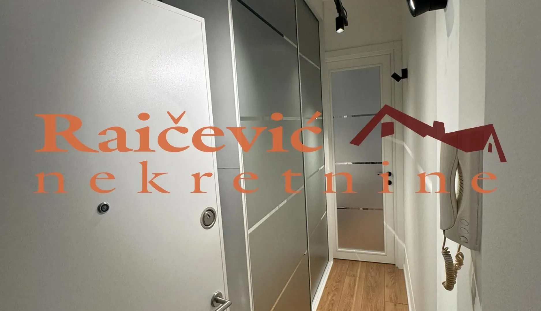 Prodaja, jednosoban stan, 33m², Stari Grad, Beograd