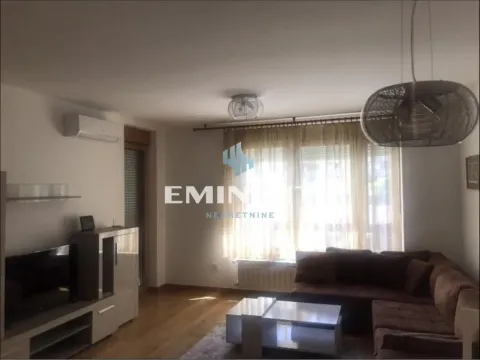 Stan in Novi Beograd Blok 65