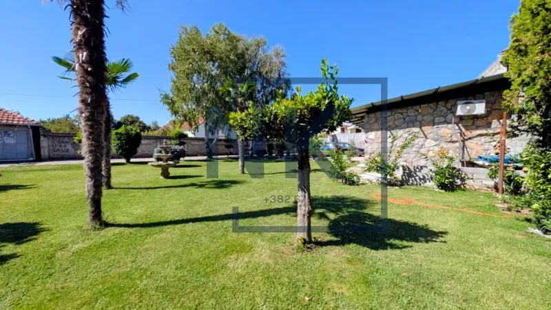 Izdavanje, kuća, 150m², Donja Gorica, Podgorica