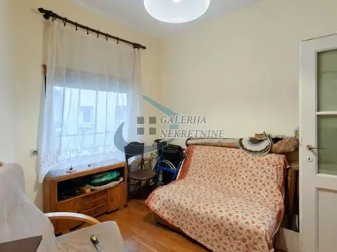 Sale, three bedroom apartment, 66m², Vračar Sve Podlokacije, Beograd - image 8
