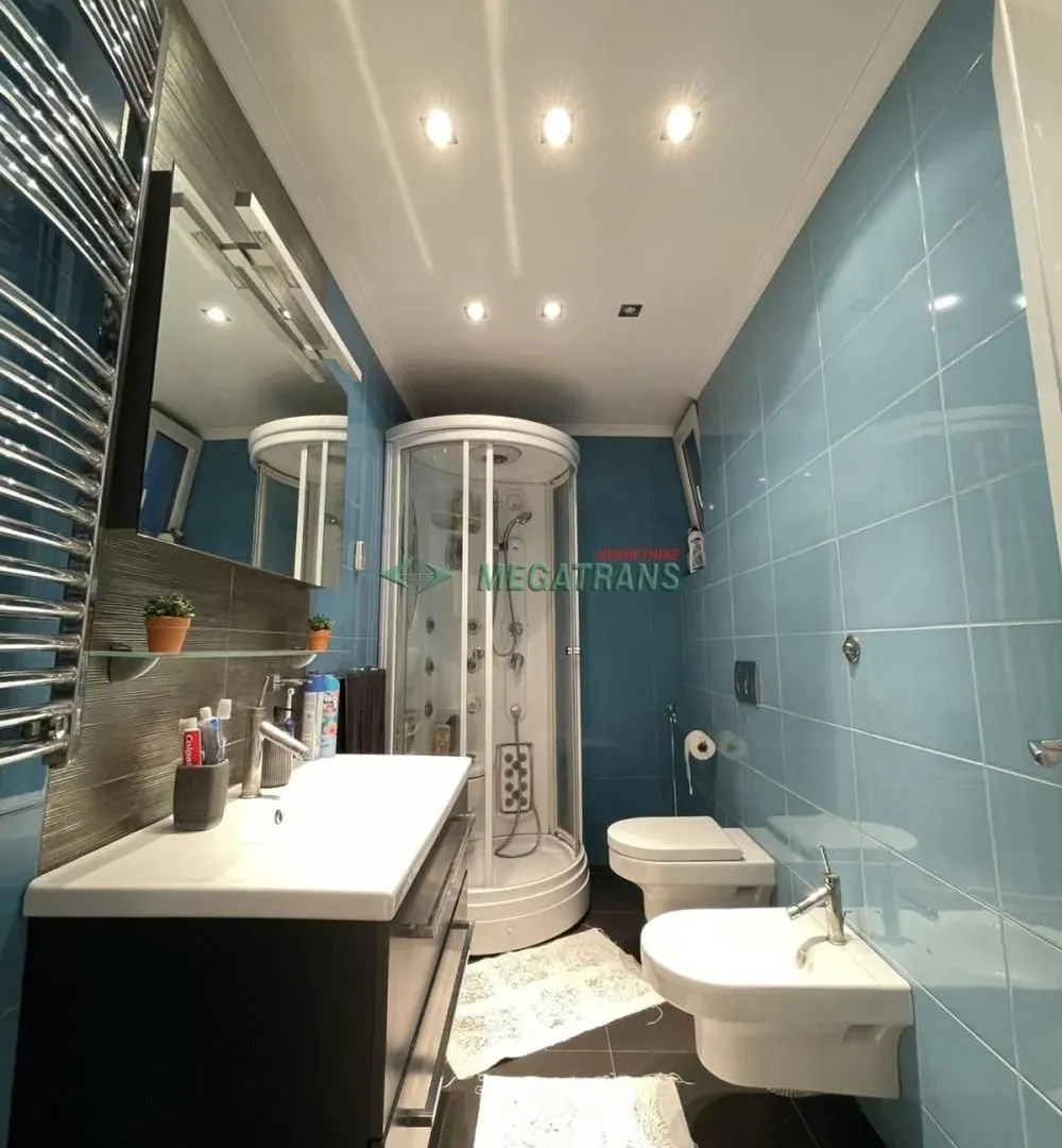Rent, apartment, 310m², Grbavica, Novi Sad Sve Podlokacije
