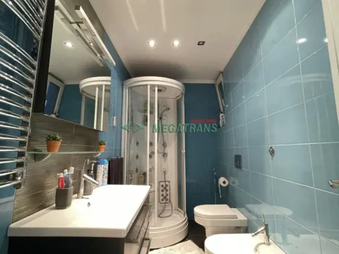 Izdavanje, stan, 310m², Grbavica, Novi Sad Sve Podlokacije - image 8