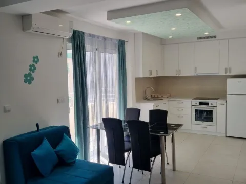 Izdavanje, jednosoban stan, 56m², Bečići, Budva - image 9