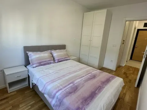 Izdavanje, jednosoban stan, 37m², Novo naselje, Novi Sad - image 8