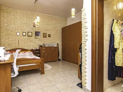 Sale, house, 400m², Danilovgrad, Crna Gora - image 8