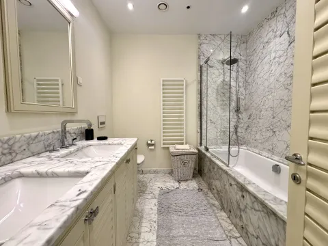 Prodaja, trosoban stan, 115m², Porto Montenegro, Tivat - image 10