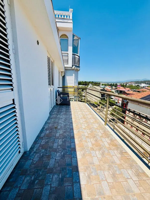 Prodaja, dvosoban stan, 80m², Stara Varoš, Podgorica